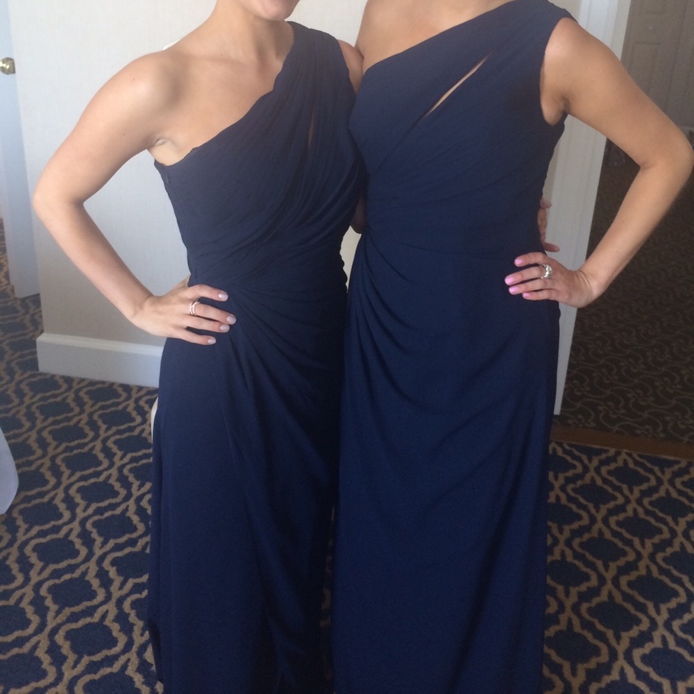 Monique Lhuillier Bridesmaid Dress. Chiffon Navy